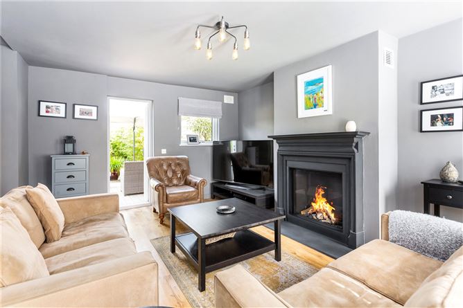 17 Seaview Park, Shankill, Co. Dublin