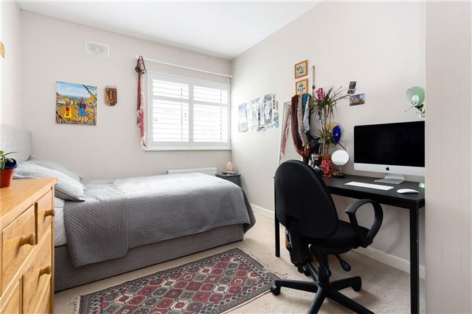 17 Seaview Park, Shankill, Co. Dublin