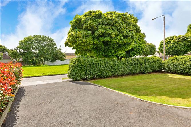 17 Seaview Park, Shankill, Co. Dublin