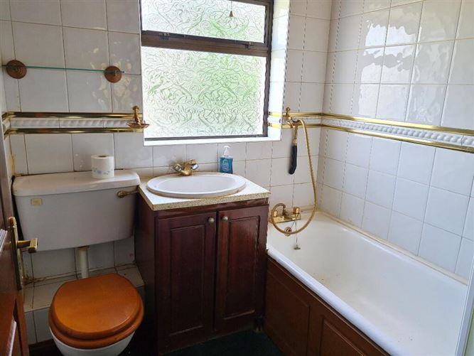 20 St Mark's Grove, Clondalkin, Dublin
