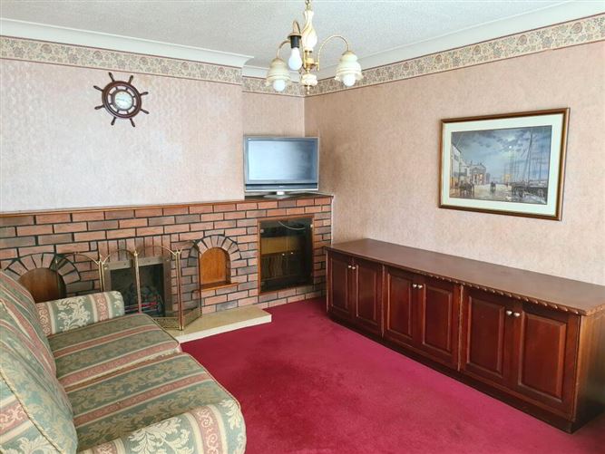 20 St Mark's Grove, Clondalkin, Dublin