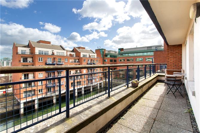 320 The Argyle, Custom House Harbour, Georges Dock, Dublin 1