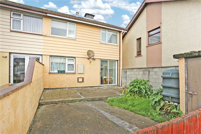 18 Cronan Lawn, Shannon, Co. Clare