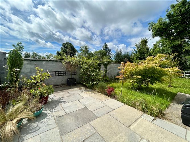 1 Breffni Court, Keadue Road, Leitrim Village, Leitrim