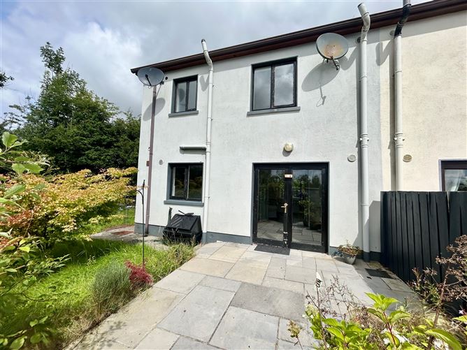 1 Breffni Court, Keadue Road, Leitrim Village, Leitrim