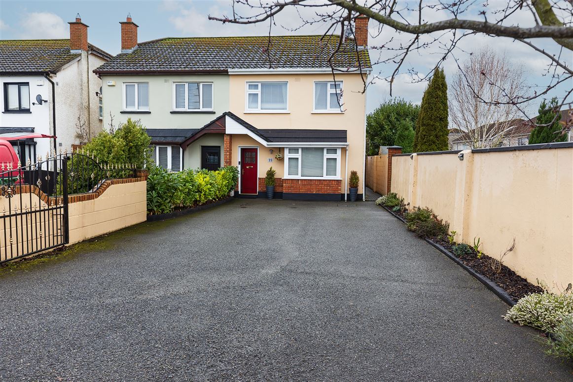 35 Westhaven , Clonsilla,   Dublin 15
