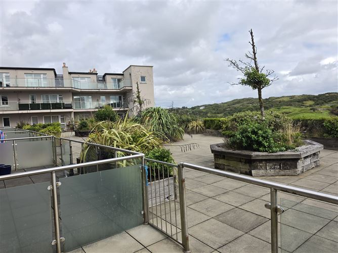 Photo 28 of 33 — 2 Harbour View, Market Square, Clifden, Galway