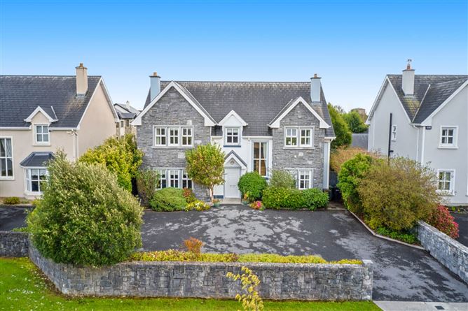 4 Cui Daibhi, Athenry, County Galway
