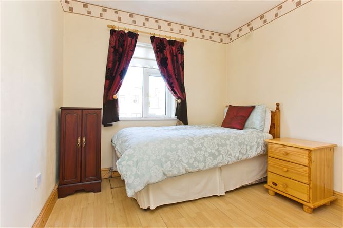 2 Templeroan Crescent, Knocklyon, Dublin 16