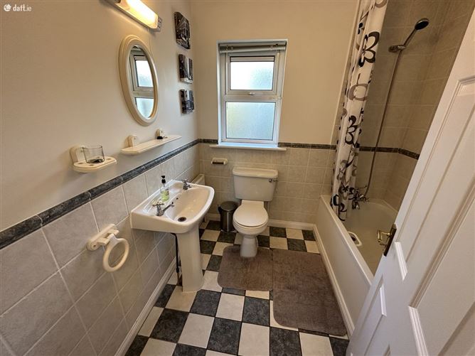 5 The Orchards, Kinsale, Cork