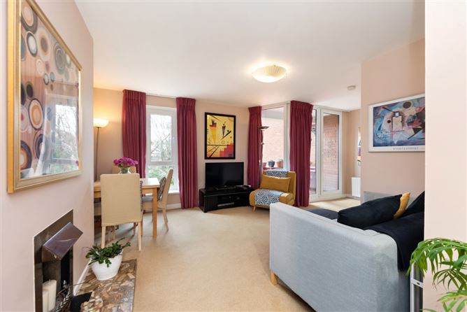 8 The Laurels, Main Street, Rathfarnham, Dublin 14