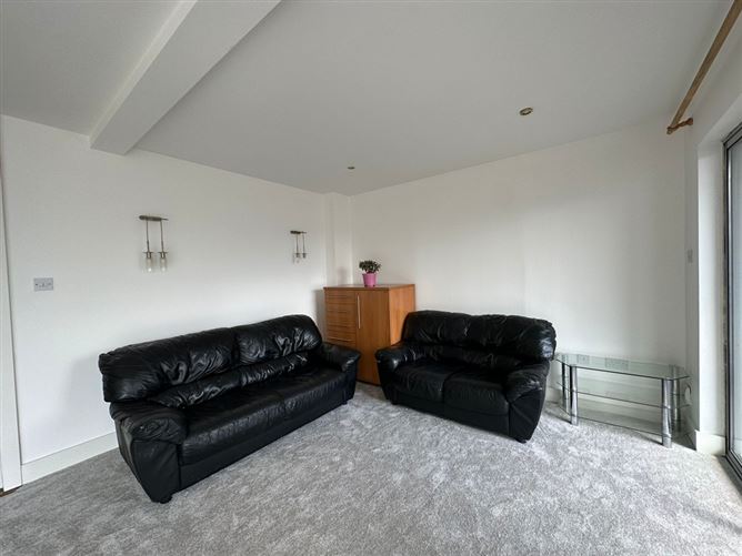 9 Roman Court, John Redmond Street, Cork City