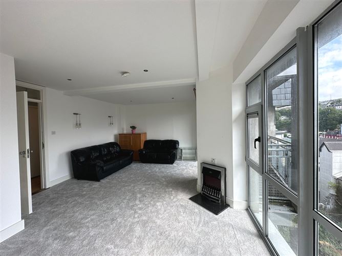 9 Roman Court, John Redmond Street, Cork City