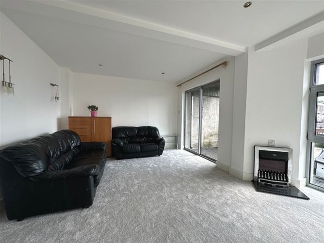 9 Roman Court, John Redmond Street, Cork City