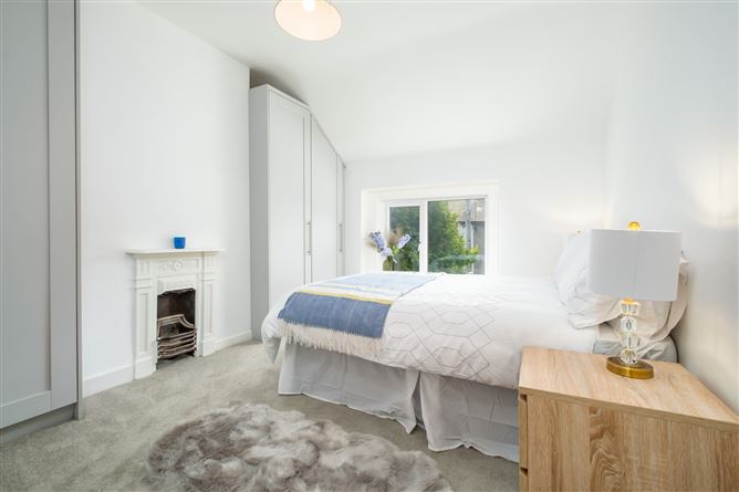 122 Foxrock Grove, Foxrock, Dublin 18
