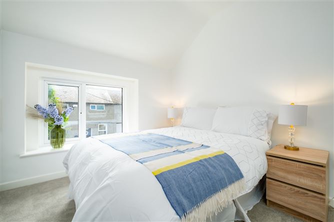 122 Foxrock Grove, Foxrock, Dublin 18