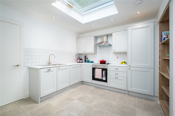 122 Foxrock Grove, Foxrock, Dublin 18