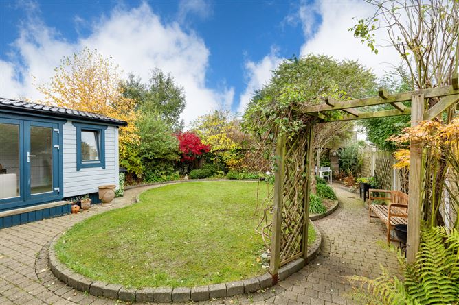 19 The Mews, Robswall, Malahide