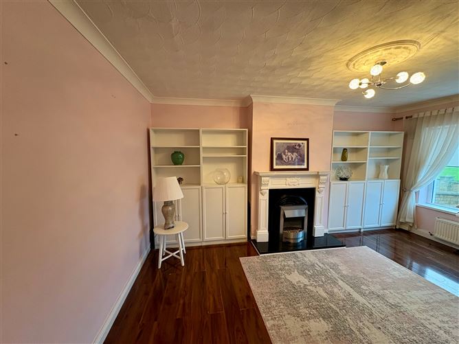 36 Parkhill West, Kilnamanagh, Dublin 24