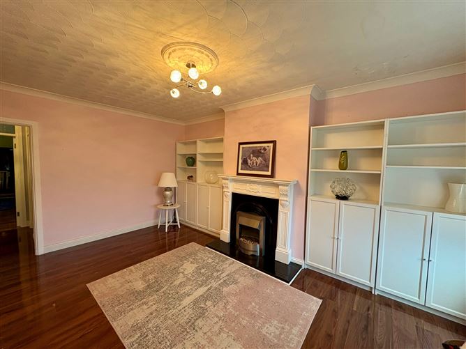 36 Parkhill West, Kilnamanagh, Dublin 24