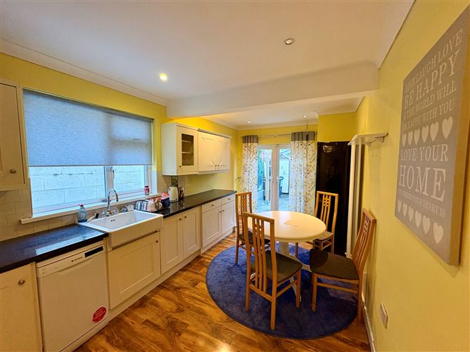 36 Parkhill West, Kilnamanagh, Dublin 24