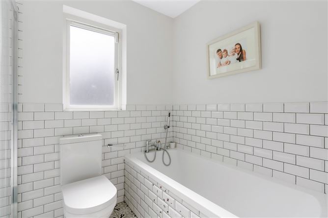 2 Dungar Terrace, Dun Laoghaire, Co. Dublin