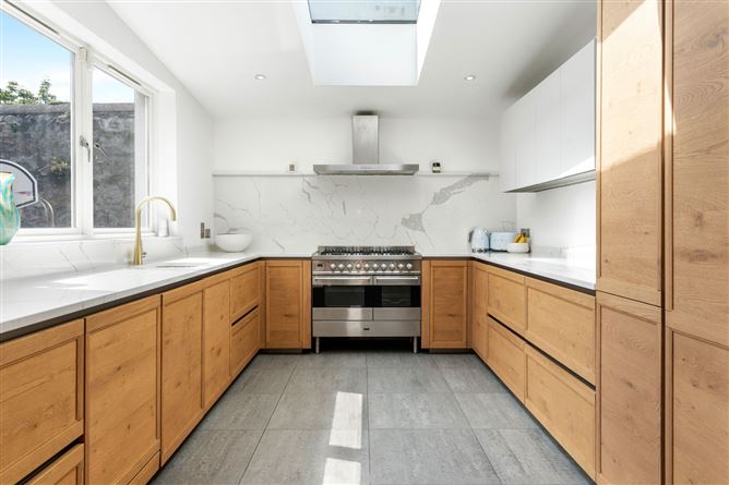 2 Dungar Terrace, Dun Laoghaire, Co. Dublin