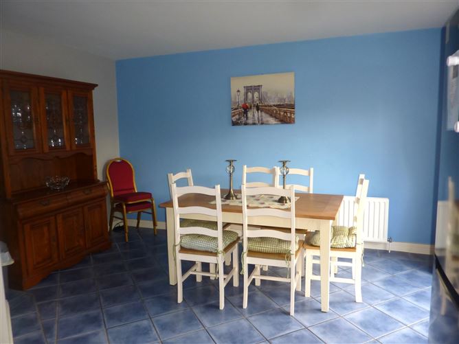 39 The Elms, Westport, Co. Mayo