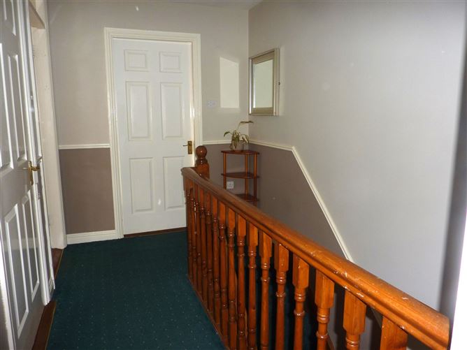 39 The Elms, Westport, Co. Mayo