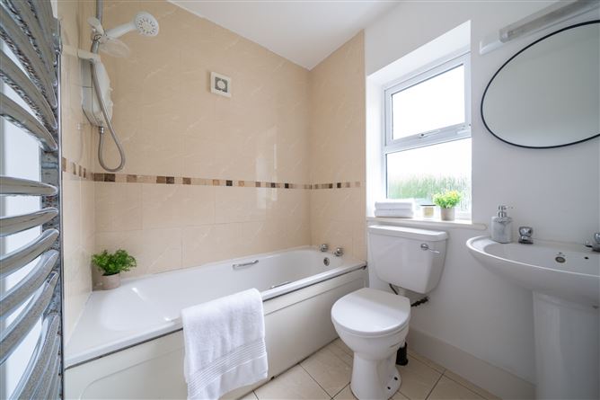 75 O'Reilly Avenue, Ceannt Fort, Dublin 8, Co. Dublin