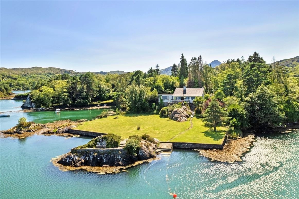 Brylands, Inchintaggart, Glengarriff, Co. Cork