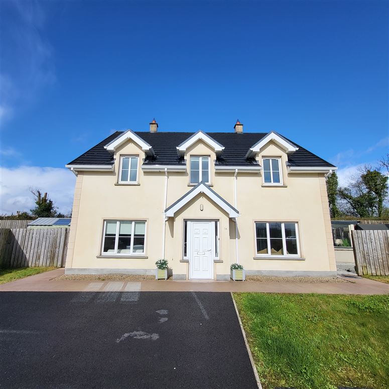 16 Cnoc An Luir, Drumshanbo, Leitrim