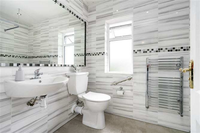 7 Oak Drive, Royal Oak, Santry, Dublin 9