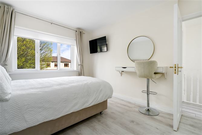 7 Oak Drive, Royal Oak, Santry, Dublin 9