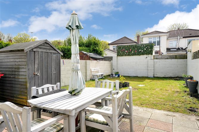 7 Oak Drive, Royal Oak, Santry, Dublin 9