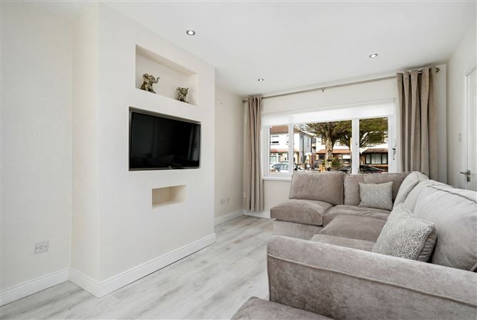 7 Oak Drive, Royal Oak, Santry, Dublin 9