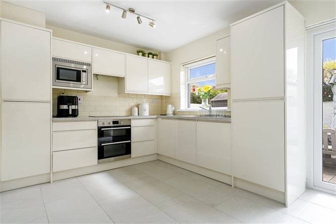 7 Oak Drive, Royal Oak, Santry, Dublin 9