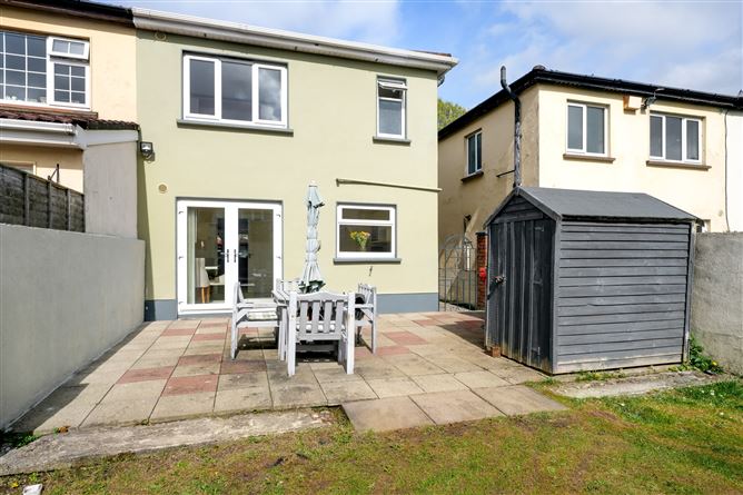 7 Oak Drive, Royal Oak, Santry, Dublin 9