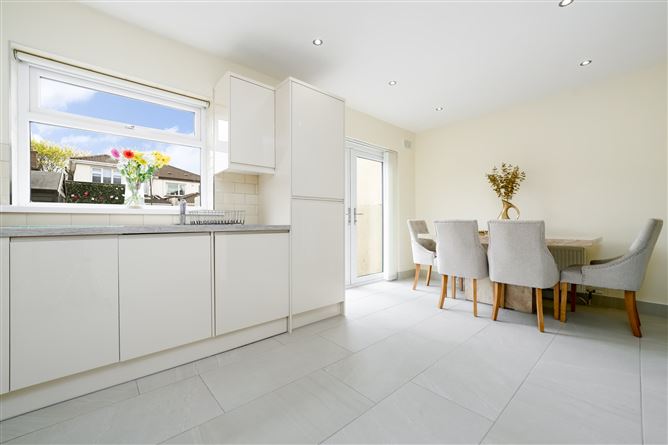 7 Oak Drive, Royal Oak, Santry, Dublin 9