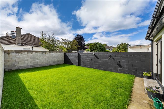 Photo 12 of 15 — 41 Willow Park Road, Glasnevin, Dublin 11