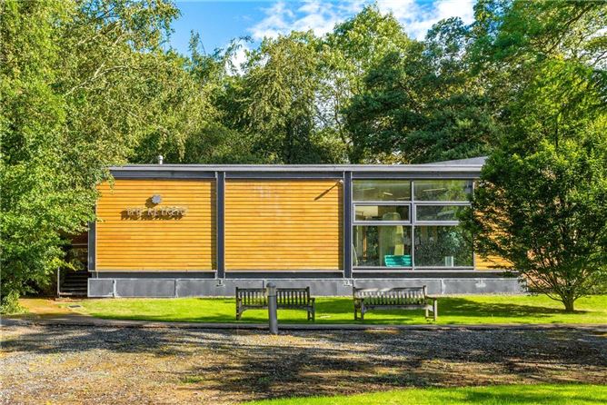 Photo 10 of 14 — 132 Wyckham Point, Wyckham Way, Dundrum, Dublin 16