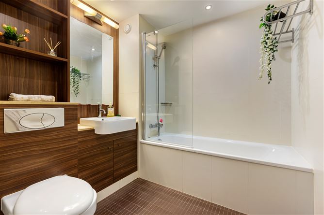 Photo 9 of 14 — 132 Wyckham Point, Wyckham Way, Dundrum, Dublin 16