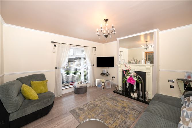 2 Pinewood Grove, Onslow Gardens, Cork