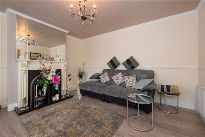 2 Pinewood Grove, Onslow Gardens, Cork