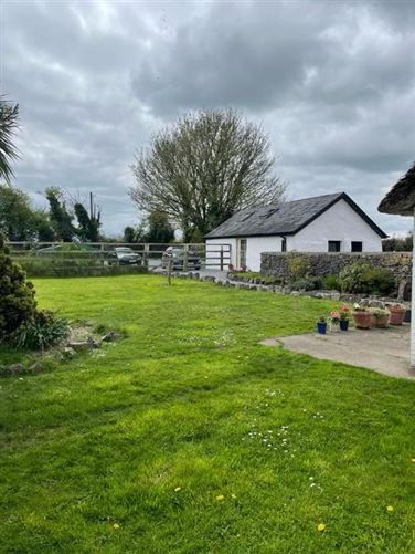 The Thatch Cottage, Ballinlough, Lisronagh, Clonmel, Tipperary
