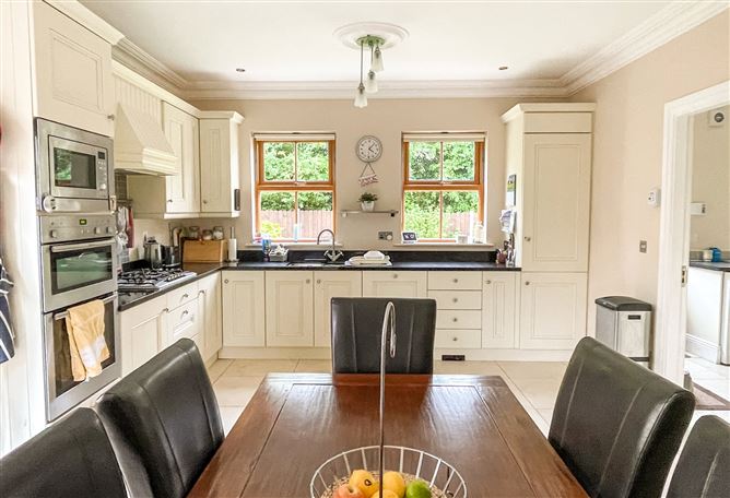 3 Lios Na HAbhainn, Rooskey, Co. Roscommon