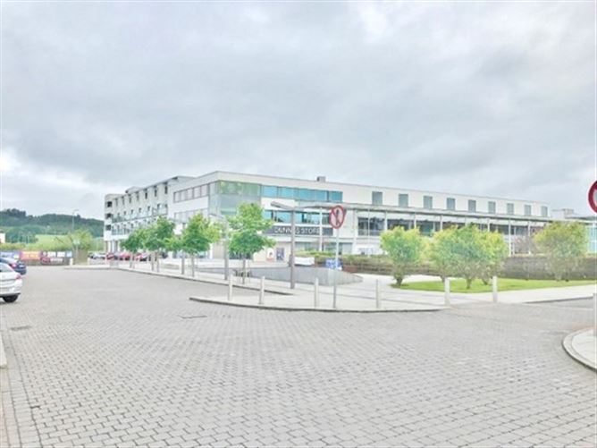 Substantial Commercial Unit C. 4263 Sq Ft. New Town Square, Blessington, Wicklow