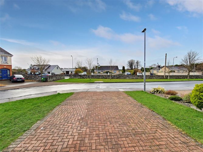 16 Lenabeg, Drumcliffe Road, Ennis, Co. Clare
