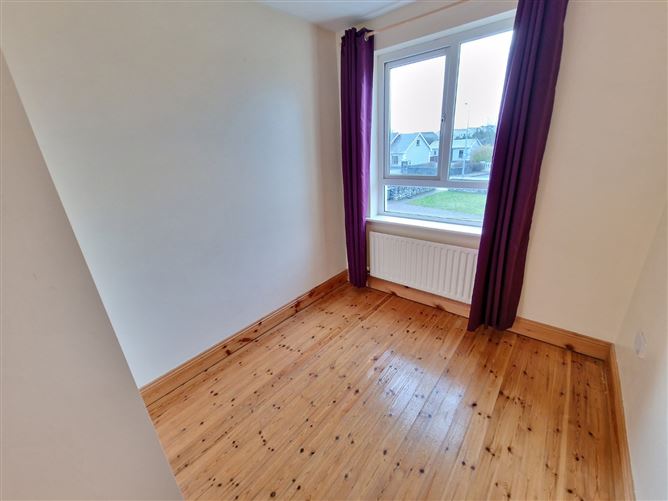 16 Lenabeg, Drumcliffe Road, Ennis, Co. Clare