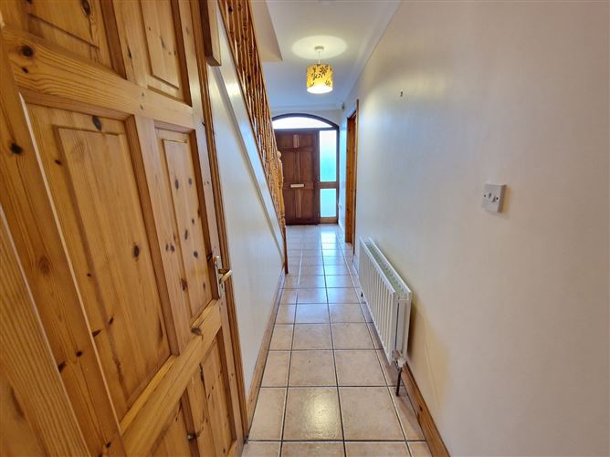 16 Lenabeg, Drumcliffe Road, Ennis, Co. Clare